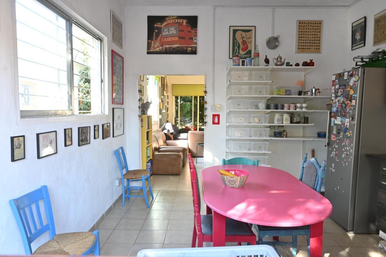 Lemongrass Hostel Limassol Exterior foto